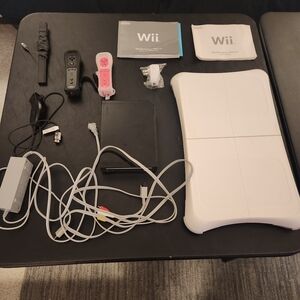 Nintendo Wii Black Console with White Balance Board and Accessories